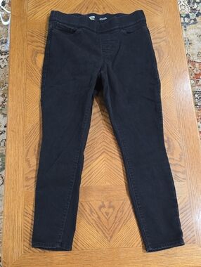 Levi Strauss Signature Totally Shaping Black Pull-On Skinny Jeans